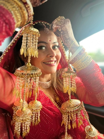 देवोलीना की शादी की तस्वीरों ने जीता फैंस का दिल