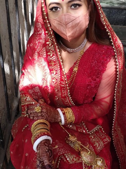 पति संग बेहद खुश दिखीं देवोलीना