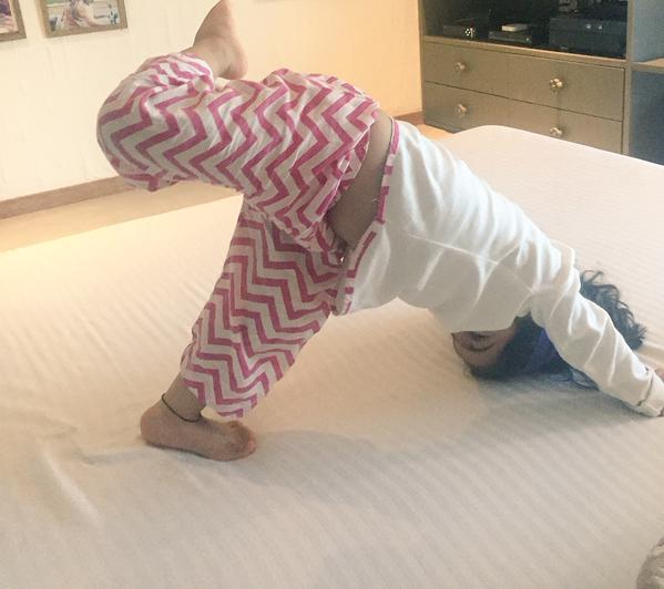 PunjabKesari, nitara photo, अक्षय कुमार इमेज, नितारा फोटो