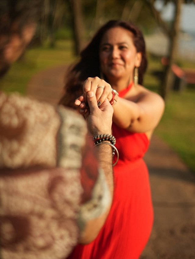 'सपने सुहाने…' स्टार रूपल त्यागी ने की सगाई, वीडियो वायरल