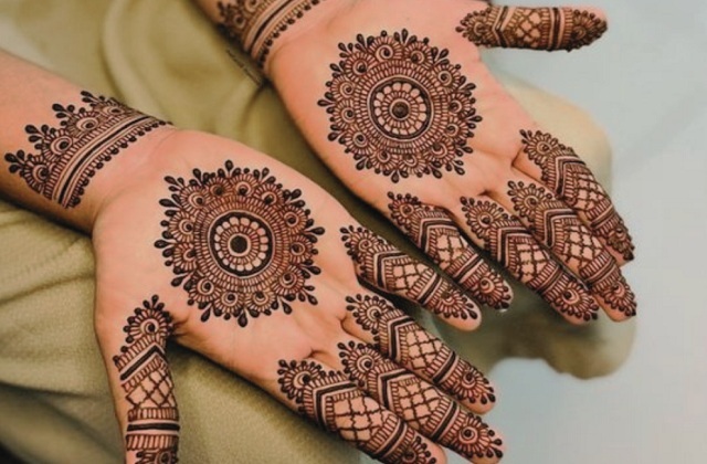 मंडला मेहंदी डिजाइन