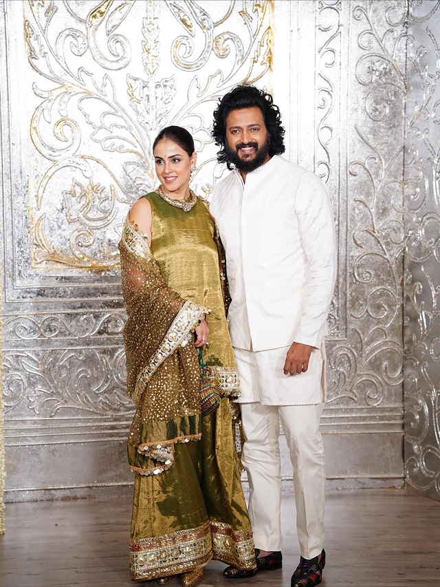 लहंगे में लगीं फिल्मी बेटियां, आप किसे देंगे स्टाइल का ताज?