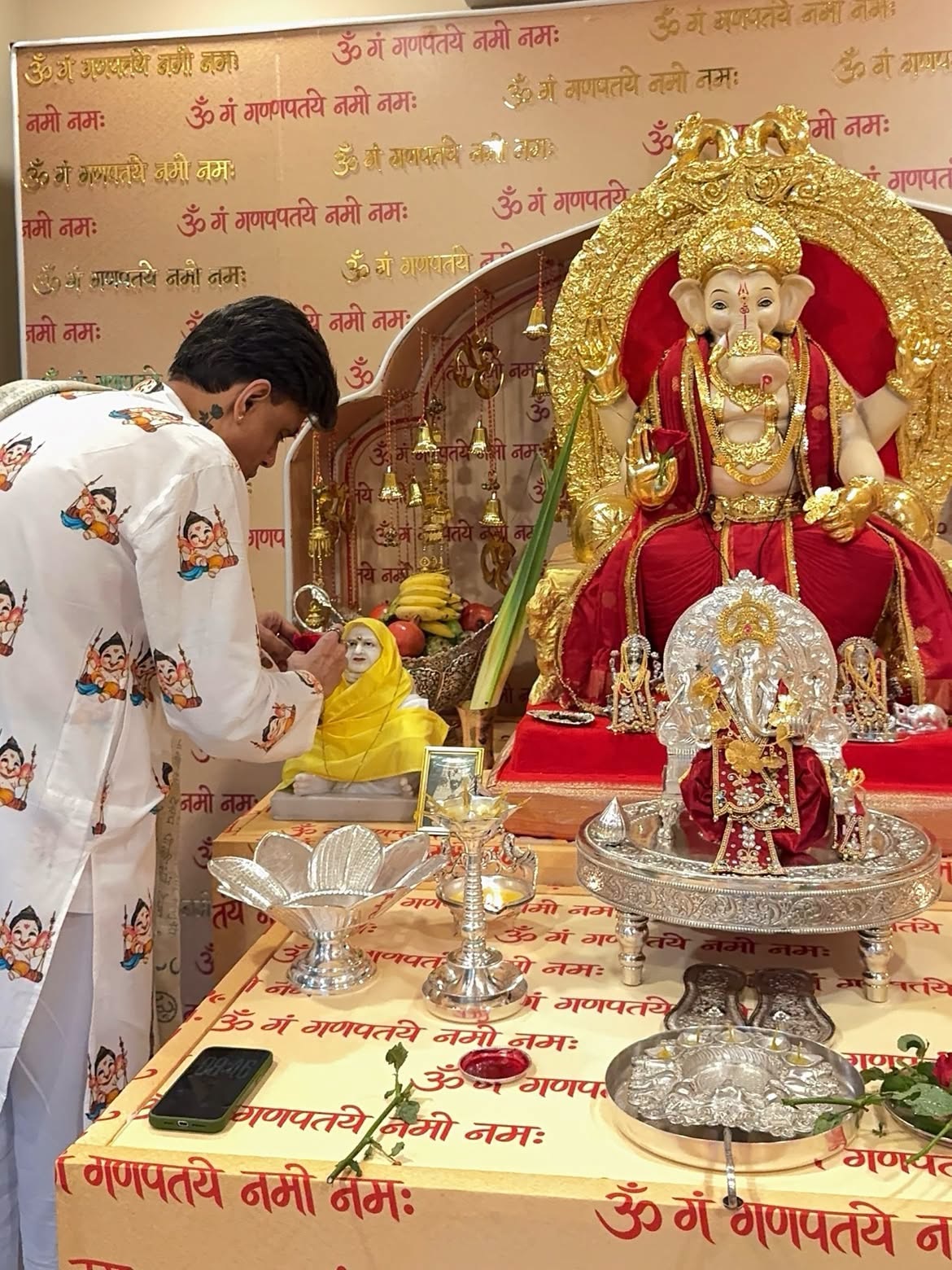 गणपति बप्पा मोरया! मंगलमूर्ति मोरया