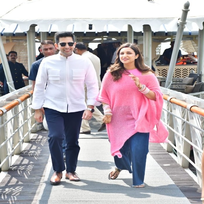 शादी के बाद पहले बार मीडिया के सामने आए राघव परिणीति