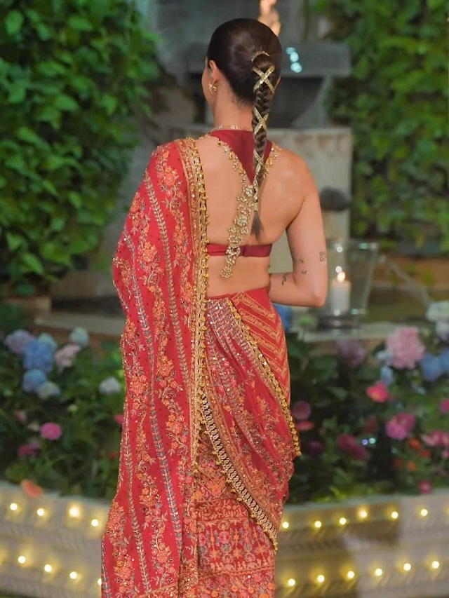 इस फेस्टिव सीजन दिखना है सबसे खूबसूरत, साड़ी के साथ चुनें ये ट्रेंडी ब्लाउज