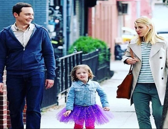 PunjabKesari,Jim Parsons Image,Claire Danes Image