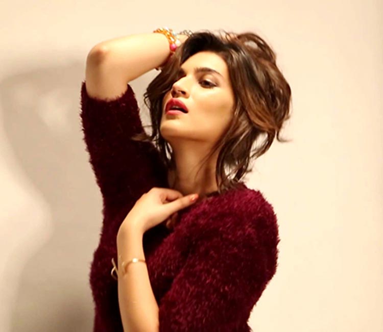 PunjabKesari, kriti sanon image, कृति सैनॉन इमेज