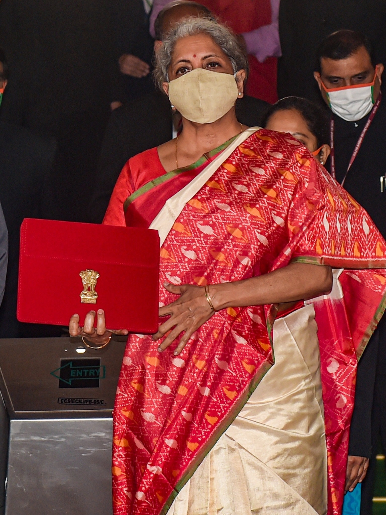 निर्मला की साड़ी ने मानी हथकरघा विरासत की जय