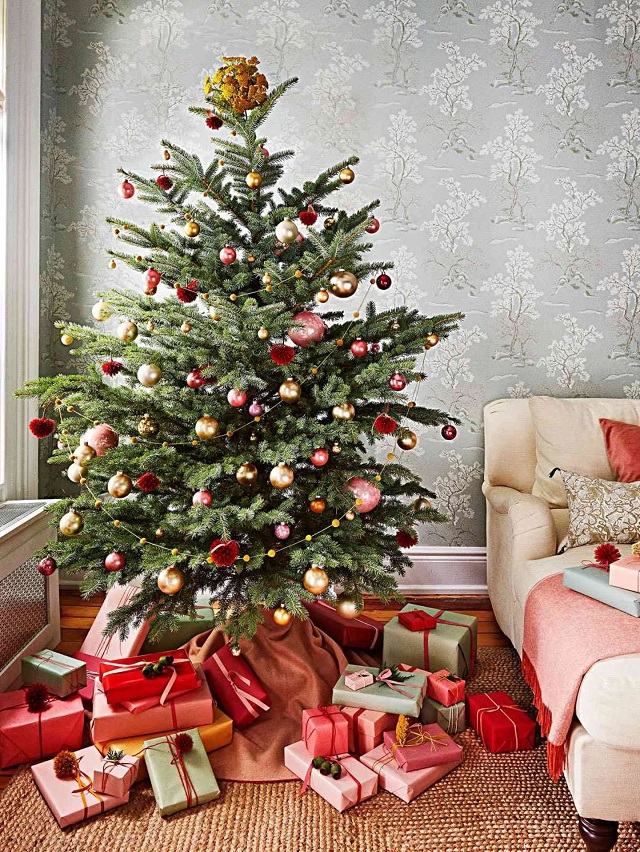 DIY! घर बैठे सिखाएं बच्चों को Holiday Craft Magic