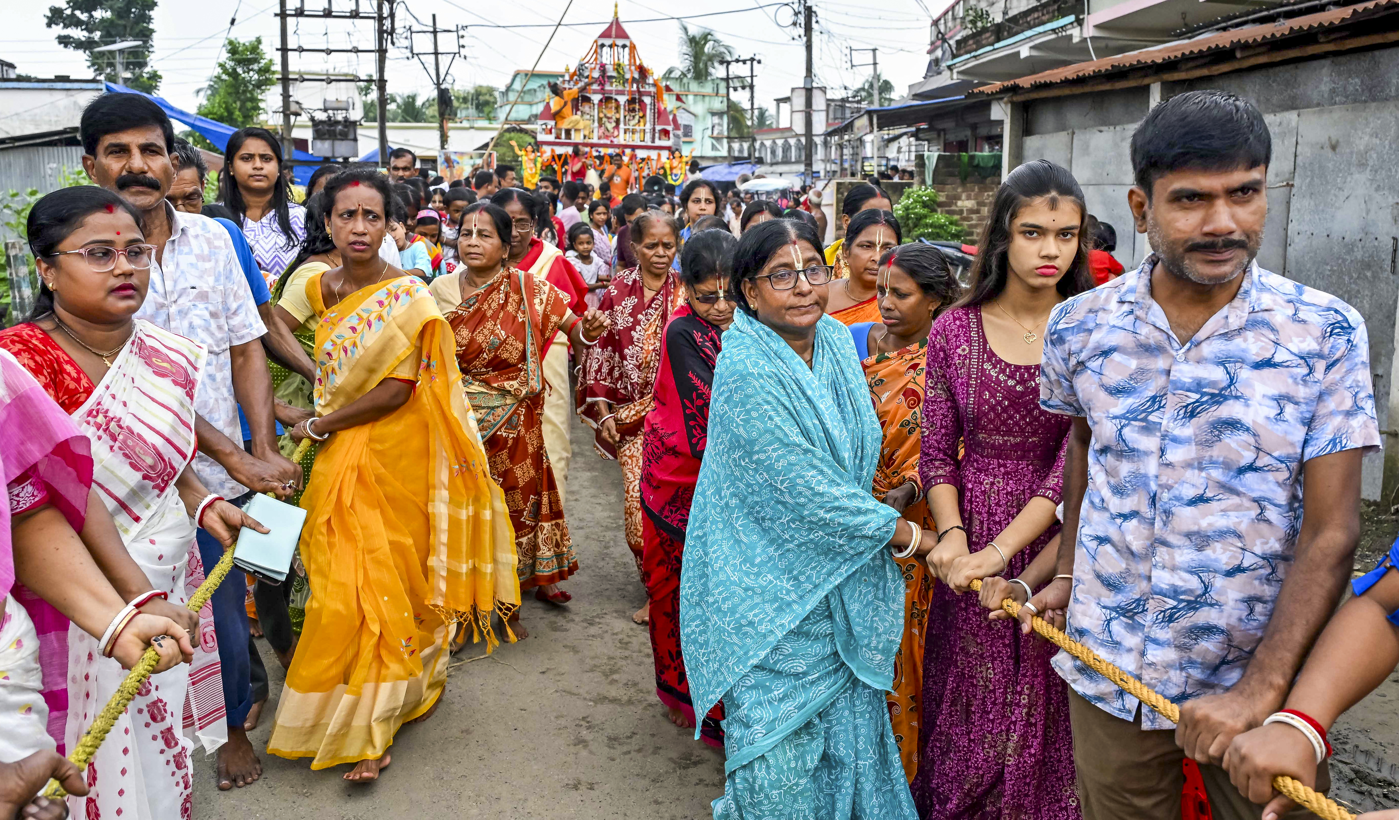 ओडिशा के पुरी में शनिवार को भगवान जगन्नाथ की ‘बहुदा यात्रा' के लिए कड़े सुरक्षा इंतजाम किए गए हैं।
