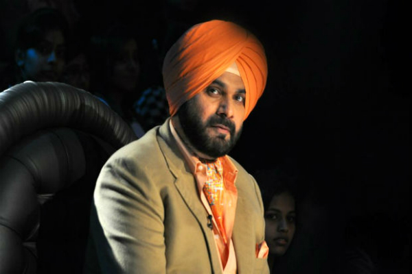 नवजोत सिंह सिद्धू की पार्टी में एंट्री पर AAP ने तोड़ी चुप्पी