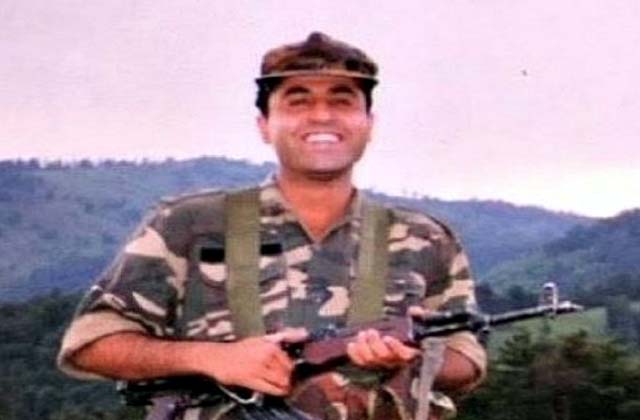 PunjabKesari, Martyr Captain Vikram Batra Image