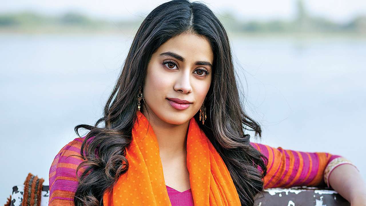 Bollywood Tadka, जाह्नवी कपूर फोटो,जाह्नवी कपूर इमेज, जाह्नवी कपूर इमेज वॉलपेपर फुल एचडी फोटो गैलरी फ्री डाउनलोड