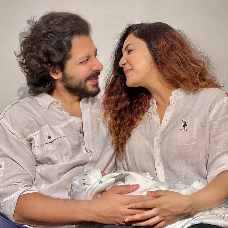Bollywood Tadka