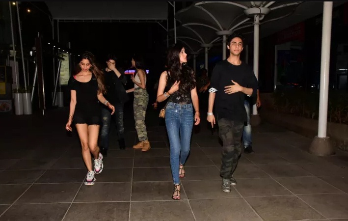 PunjabKesari,अनन्या पांडे इमेज,अनन्या पांडे फोटो,अनन्या पांडे पिक्चर,करण मेहता इमेज,करण मेहता फोटो,करण मेहता पिक्चर