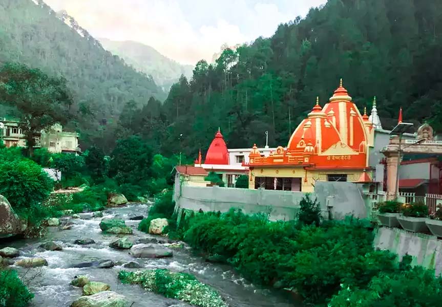 PunjabKesari Kainchi Dham Nearby Temples