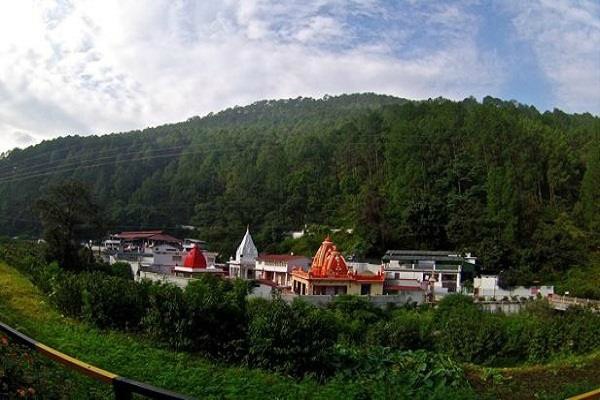 PunjabKesari Kainchi Dham Visit