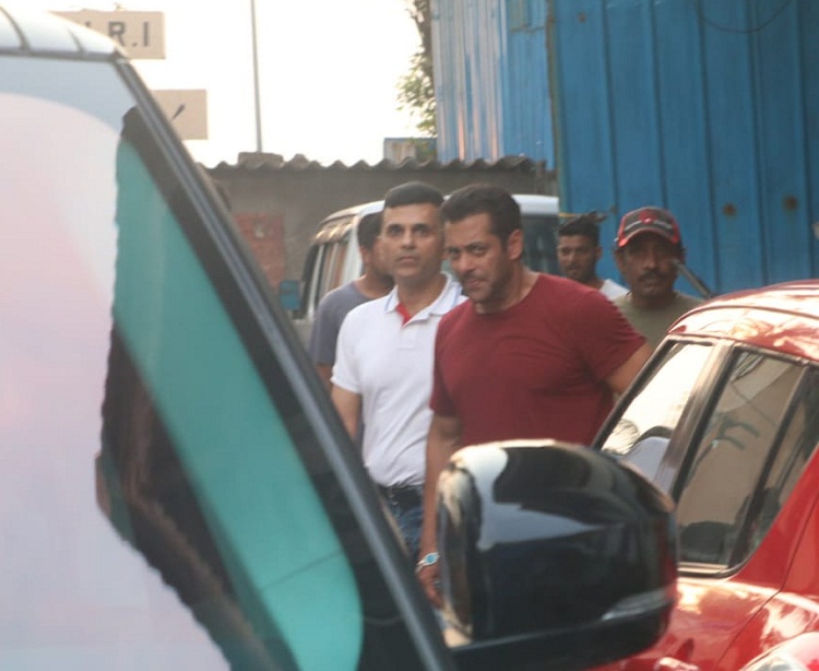 Bollywood Tadka, Salman Khan image, Salman Khan photo, Salman Khan picture