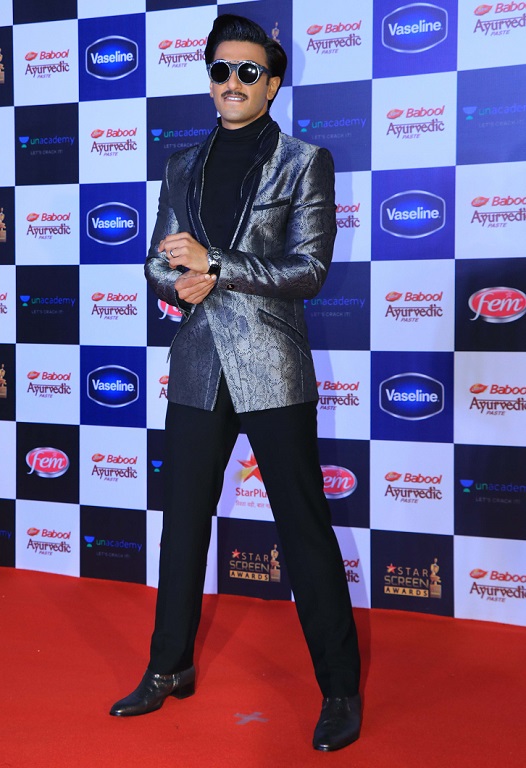 Bollywood Tadka,deepika padukone image, deepika padukone pictures, deepika padukone pictures, ranveer singh photo, ranveer singh pictures, ranveer singh image
