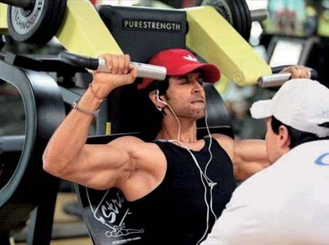 PunjabKesari, Hrithik Roshan Image, Hrithik Roshan Fitness Image