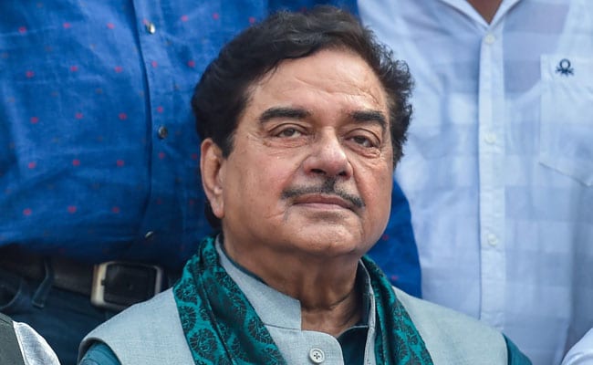 PunjabKesari,Shatrugan sinha image