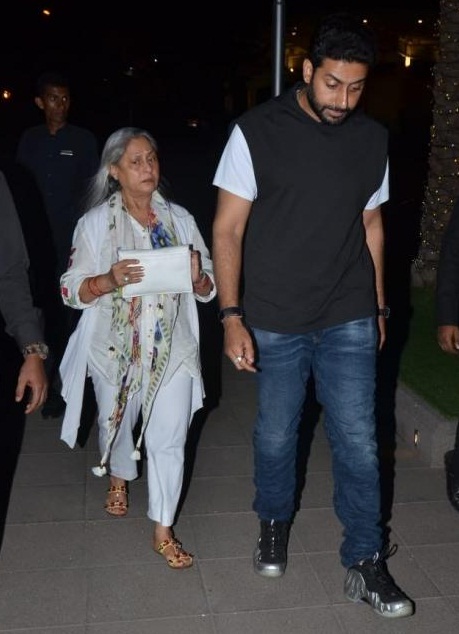 Bollywood Tadka,अभिषेक बच्चन इमेज,अभिषेक बच्चन फोटो,अभिषेक बच्चन पिक्चर, जया बच्चन इमेज,जया बच्चन फोटो,जया पिक्चर,
