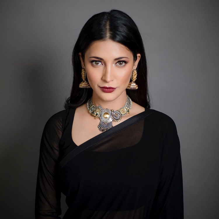 Bollywood Tadka,shruti hassan images,shruti hassan photo, shruti hassan pictures