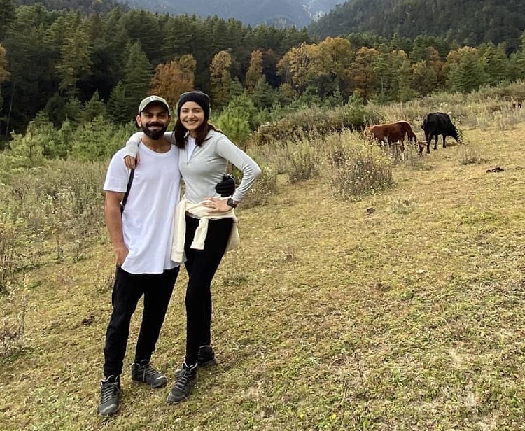 Bollywood Tadka,virat kohli image, virat kohli photo, virat kohli pictures, anushka sharma image, anushka sharma photo,anushka sharma pictures,