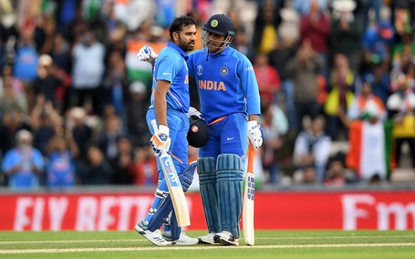 PunjabKesari, dhoni photos, rohit sharma photo, ms dhoni images, rohit sharma images