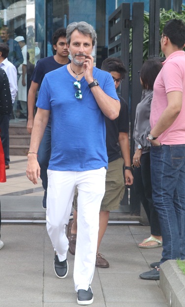 Bollywood Tadka, अनिल थडानी इमेज, अनिल थडानी फोटो, अनिल थडानी पिक्चर,