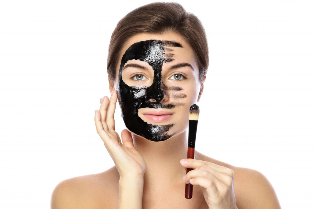 PunjabKesari, Shruti Hassan Beauty Secret Image, चारकोल मास्क इमेज, Charcoal Mask Image