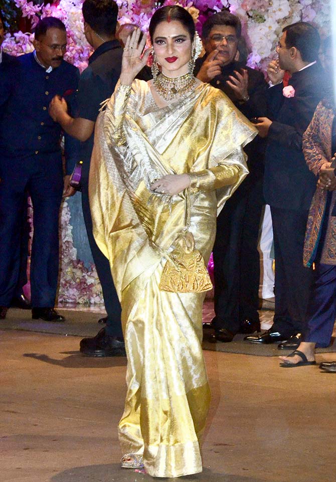 PunjabKesari, रेखा इमेज, रेखा साड़ी इमेज, कांजीवरम साड़ियां इमेज ,rekha image