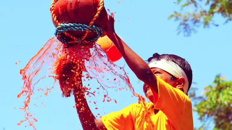 PunjabKesari, Dahi handi, दही हांडी, Dahi handi Ritual, Janmashtami 2020, Janmashtami, Krishna Janmashtami, Sri Krishna Janmashtami 2020, Lord Shri Krishna, Krishna Janmashtami 2020, Krishnashtami, SaatamAatham, Gokulashtami, Yadukulashtami, Srikrishna Jayanti, Sree Jayanti