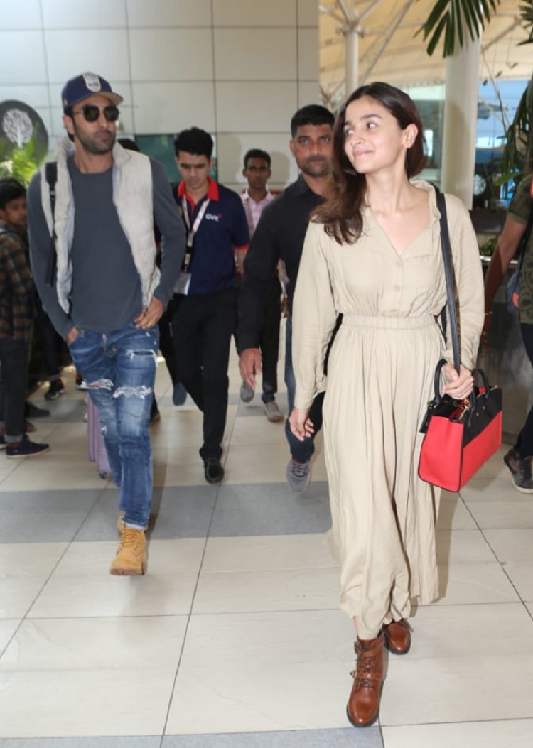 Bollywood Tadka,alia bhatt image, alia bhatt photo, alia bhatt pictures,ranbir kapoor image, ranbir kapoor photo,ranbir kapoor pictures