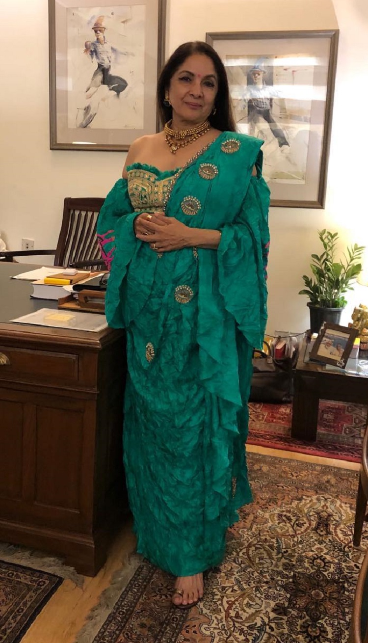 Bollywood Tadka,neena gupta images,neena gupta photo, neena gupta Pictures