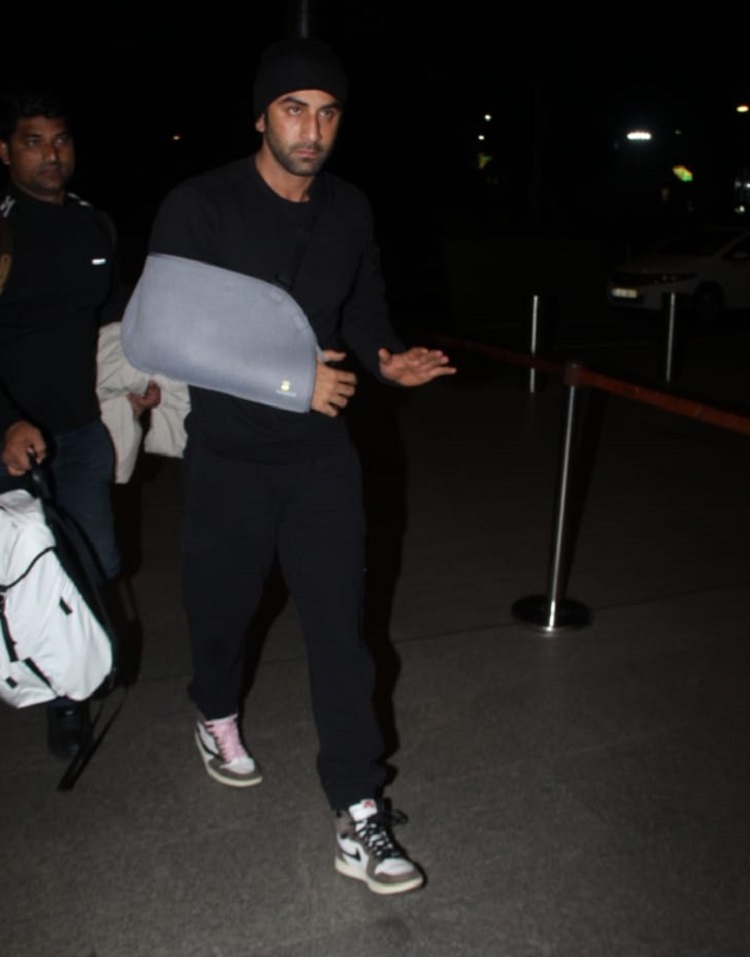 Bollywood Tadka,Alia Bhatt image, Alia Bhatt photo, Alia Bhatt pictures,Ranbir Kapoor image, Ranbir Kapoor photo,Ranbir Kapoor pictures