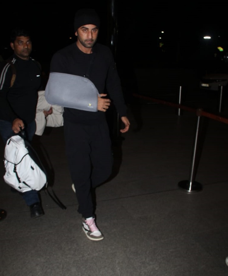 Bollywood Tadka,Alia Bhatt image, Alia Bhatt photo, Alia Bhatt pictures,Ranbir Kapoor image, Ranbir Kapoor photo,Ranbir Kapoor pictures