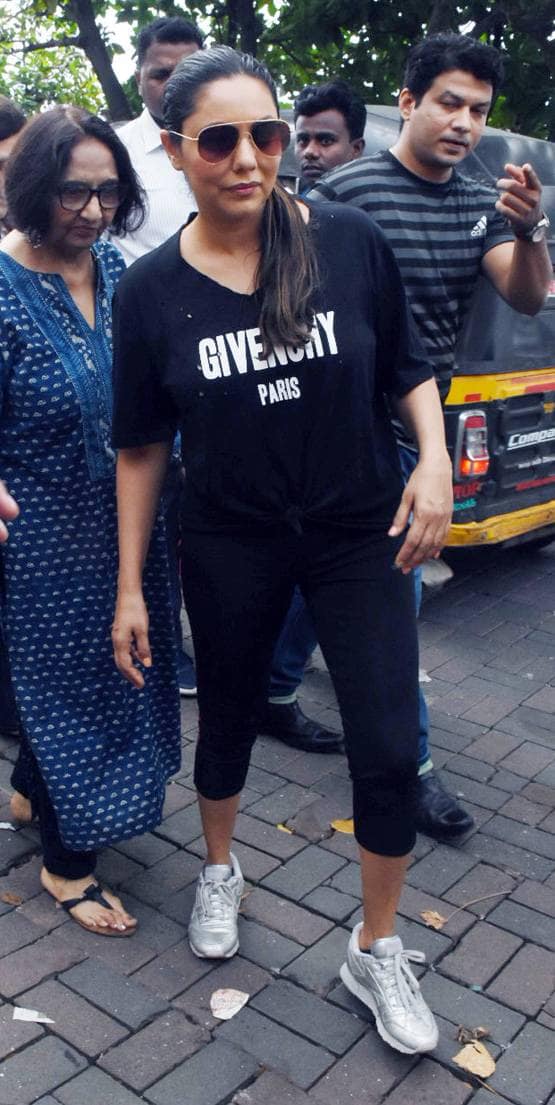 Bollywood Tadka,गौरी खान इमेज,गौरी खान फोटो,गौरी खान पिक्चर,अबराम इमेज,अबराम फोटो,अबराम पिक्चर