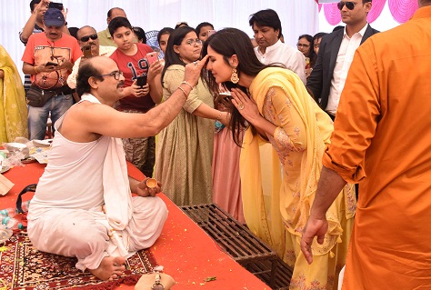 Bollywood Tadka, अनुरान बासु इमेज, अनुराग बासु फोटो, अनुराग बासु पिक्चर, कैटरीना कैफ इमेज, कैटरीना कैफ फोटो, कैटरीना कैफ पिक्चर, अभिषेक बच्चन इमेज, अभिषेक बच्चन फोटो, अभिषेक बच्चन पिक्चर