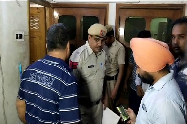 PunjabKesari, haryana hindi news, karnal hindi news, robbery, stolen