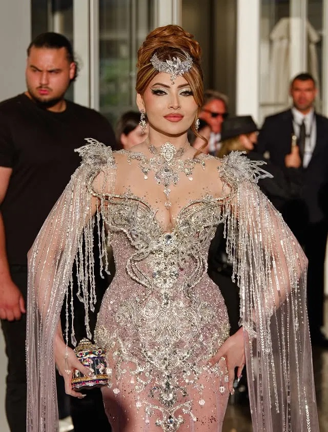 Urvashi Rautela Cannes look