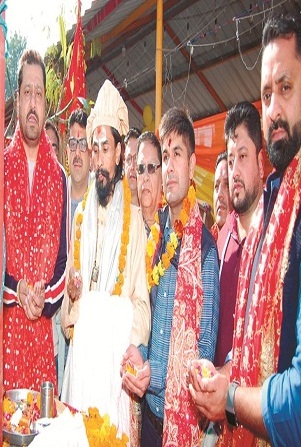 PunjabKesari,Vasant Panchami, Basant Panchami 2020, Vasant Panchami 2020, Shri Abhijay Chopra, Bawa Lal Dayal Temple, बावा लाल दयाल मंदिर, Dharmik Sthal, Religious Place in india