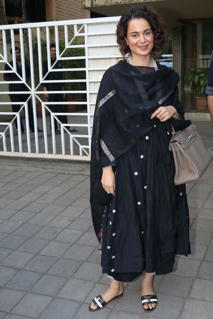 PunjabKesari, Nari, stylish kurtis image, kangana ranaut image, कंगना रनौत की कुर्तीज