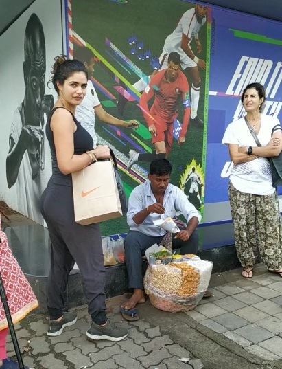 Bollywood Tadka, गैब्रिएला डेमेट्रियड्स इमेज, गैब्रिएला डेमेट्रियड्स फोटो, गैब्रिएला डेमेट्रियड्स पिक्चर