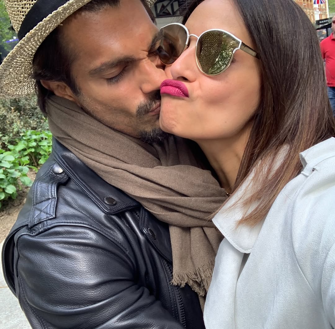  Bipasha Basu Marriage Anniversary