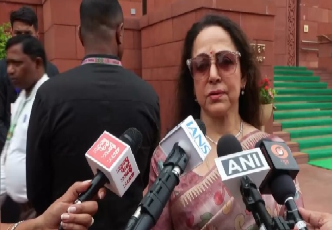 Hema Malini on CJP Protest
