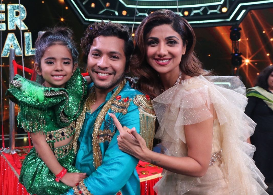 Bollywood Tadka, शिल्पा शेट्टी इमेज, शिल्पा शेट्टी फोटो, शिल्पा शेट्टी पिक्चर, रूपसा बताब्याल इमेज, रूपसा बताब्याल फोटो, रूपसा बताब्याल पिक्चर