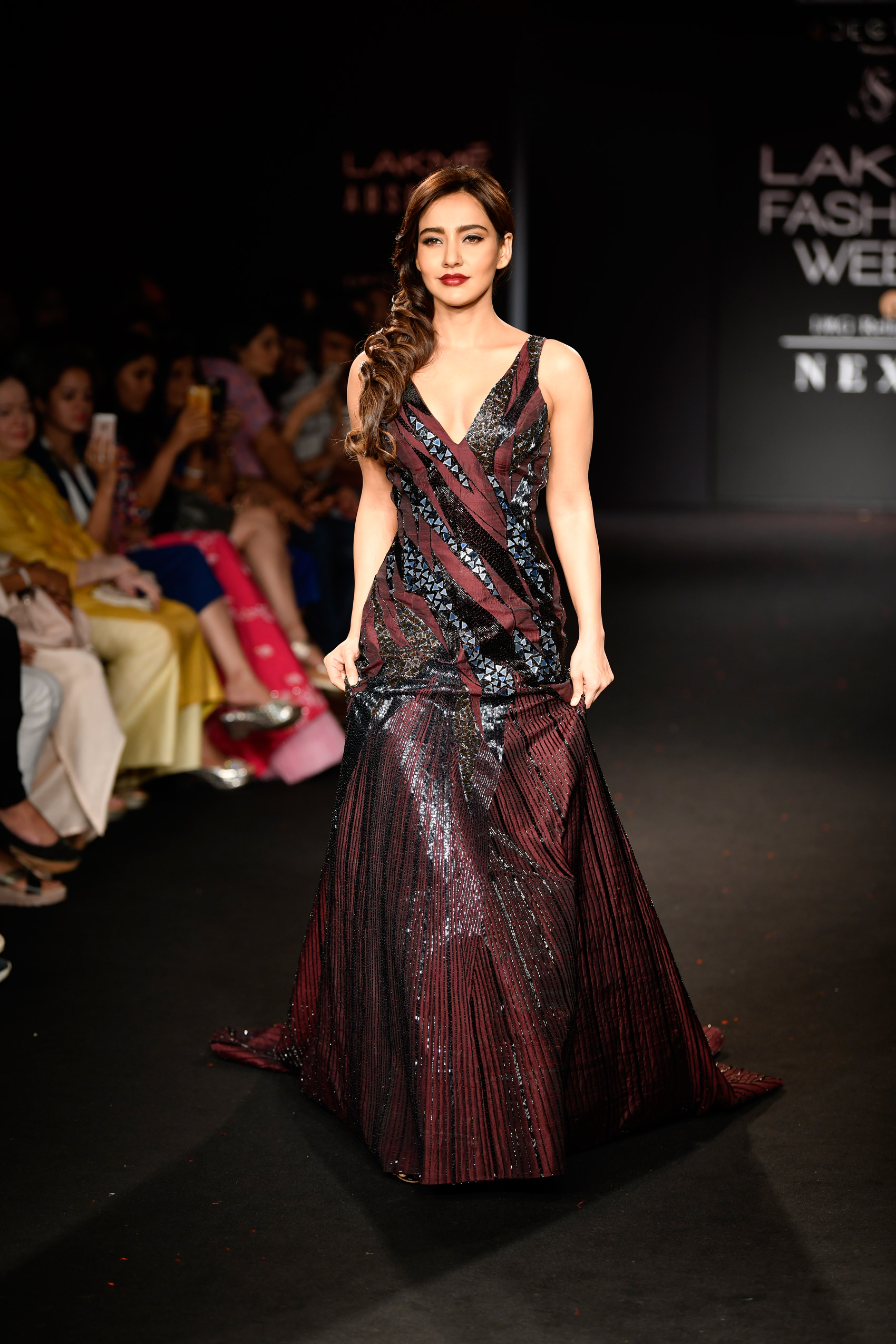 PunjabKesari, Mermaid Gowns Design Image, मरमेड गाउन डिज़ाइन इमेज