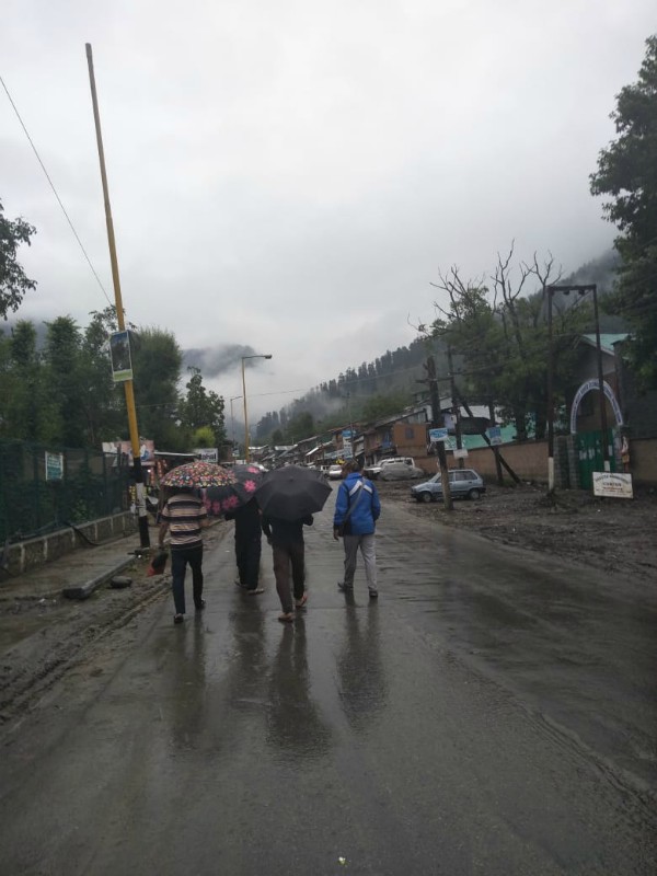 3 दिन बाद मौसम में सुधार बालटाल के रास्ते से अमरनाथ यात्रा फिर से शुरू