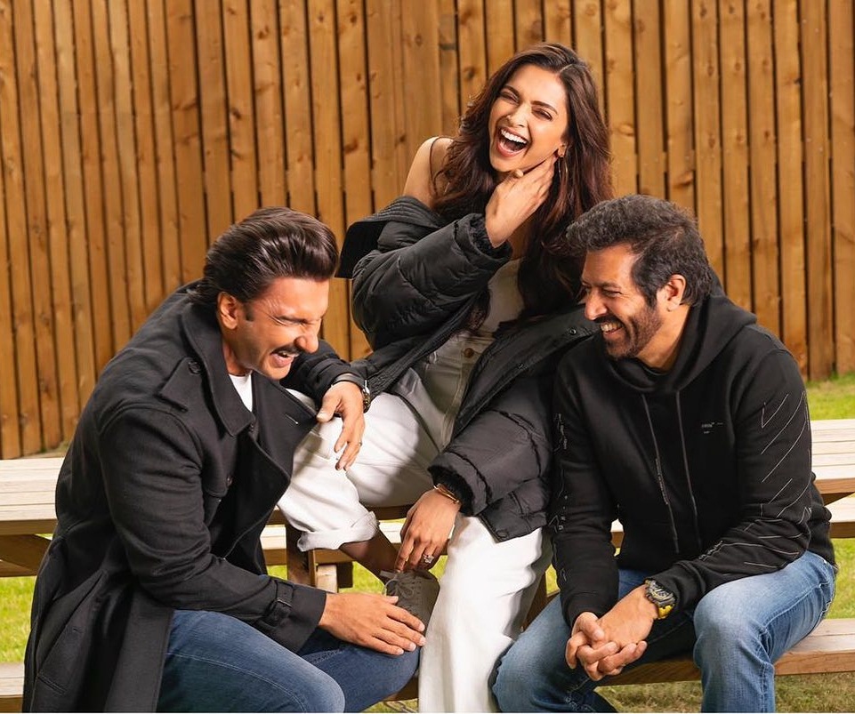 Bollywood Tadka, दीपिका पादुकोण इमेज, दीपिका पादुकोण फोटो, दीपिका पादुकोण पिक्चर, रणवीर सिंह इमेज, रणवीर सिंह फोटो, रणवीर सिंह पिक्चर